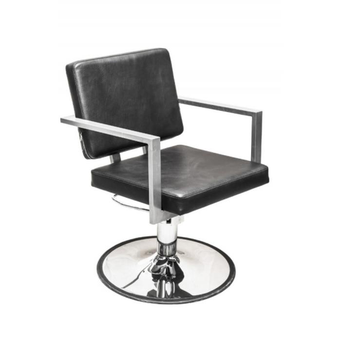 Кресло парикмахерское Брут I, пятилучье, цвет чёрный 580×500