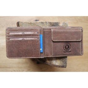 

Бумажник KLONDIKE Tony, натуральная кожа в коричневом цвете, 12×9 см