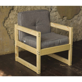 Кресло из массива, 700 × 700 × 670 мм, цвет сосна