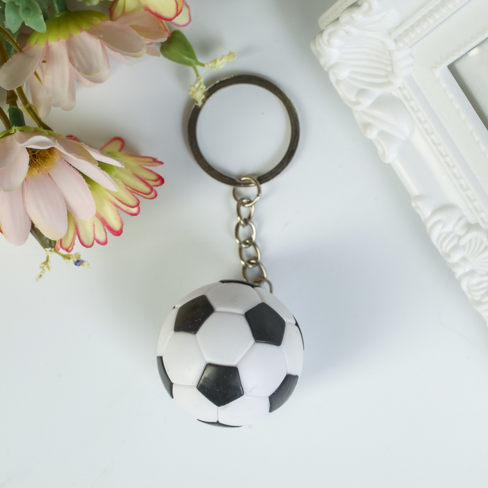 Брелок "Футбольный мяч", МИКС