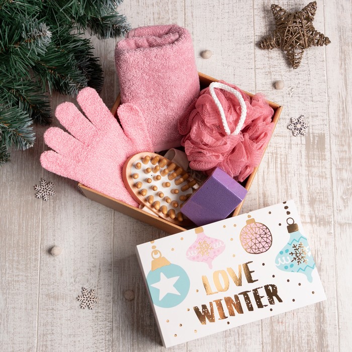 Новогодний подарочный набор Love winter, полотенце 30х60 см и банные аксессуары