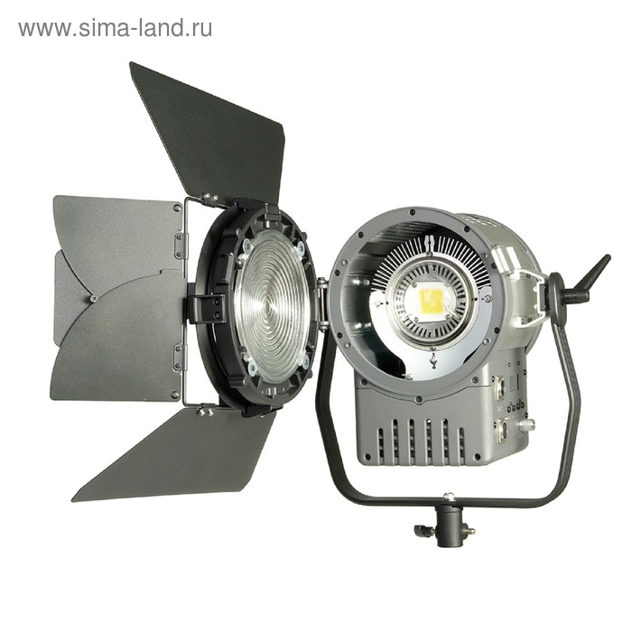 Осветитель студийный GreenBean Fresnel 150 LED X3 DMX цена и фото