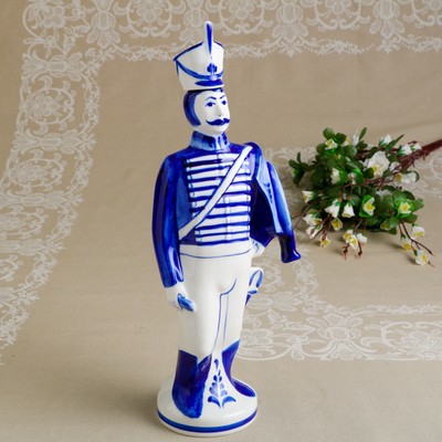 Штоф "Гусар", 0,5 л, гжель, фарфор, 2с