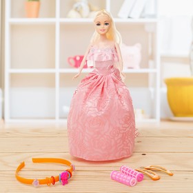 

Кукла-модель «Марина» в платье, с аксессуарами, МИКС