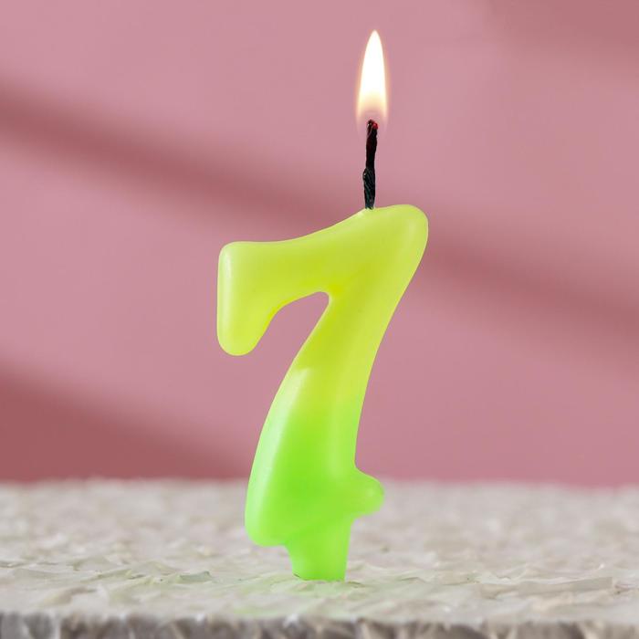 Свеча для торта цифра Люминесцентная, 5,5 см, цифра 7 свеча для торта цифра золотая 7 8 см цифра 7