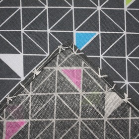 

Постельное бельё 1,5 сп «Треугольники», цвет темно-серый, 147х210, 150х210, 70х70см -2 шт бязь