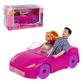 Набор кукол «Семья» на машине, цвета МИКС Ош