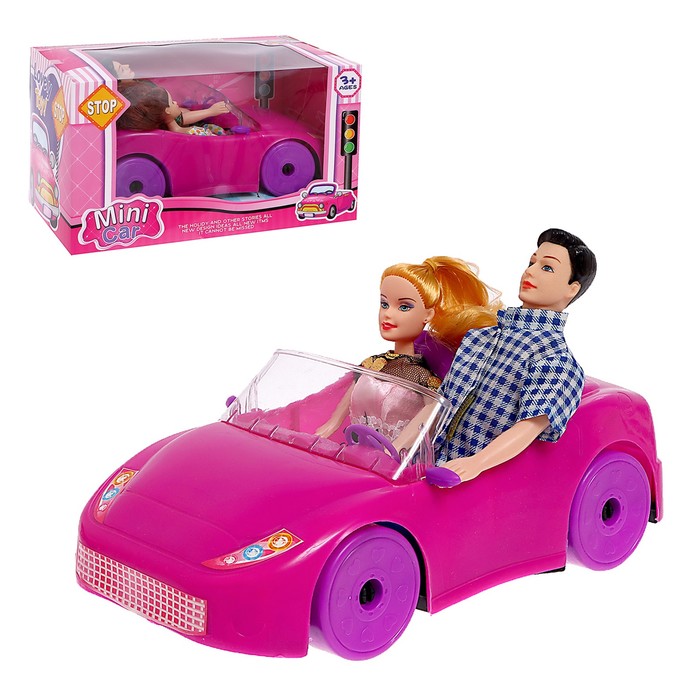 Набор кукол Семья на машине, цвета МИКС