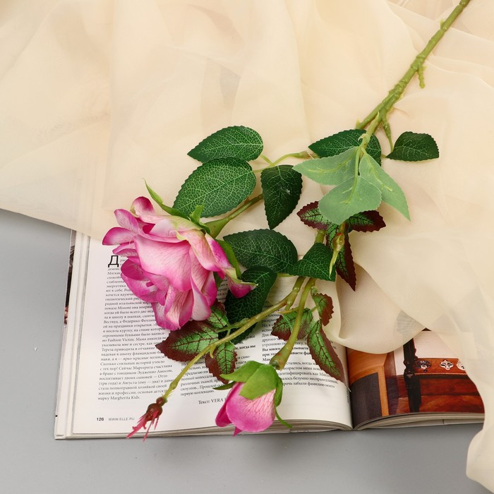 цена Цветы искусственные Роза душистая 9х50 см, бело-сиреневый микс