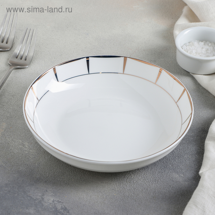 Тарелка фарфоровая глубокая «Аврора», 560 мл, d=18 см, цвет белый тарелка фарфоровая суповая аврора 600 мл d 18 см цвет белый