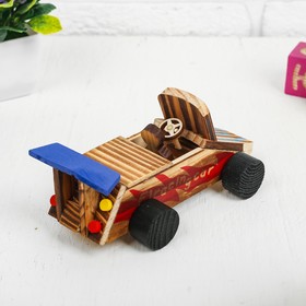 

Игрушка из дерева «Гоночный автомобиль» с моторчиком 9.4×18×7.5 см
