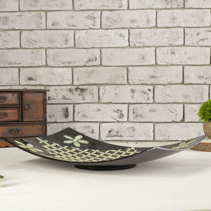 Интерьерное блюдо "Цветы" с мозаикой из перламутра