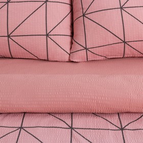 

Постельное бельё «Этель» 2 сп Pink haze 175*215 см, 200*220 см, 70*70 см - 2 шт