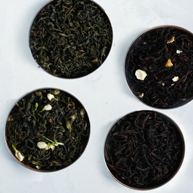 Подарочный набор 4 вида чая «Ты и я», чай чёрный, зелёный, чёрный с лимоном, зелёный с жасмином, 25 г. х 4 шт. от Сима-ленд