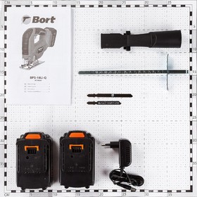 Лобзик аккумуляторный Bort BPS-18LI-Q, 18 В, 2х1.5 Ач, Li-Ion, 3000 об/мин, маятник от Сима-ленд