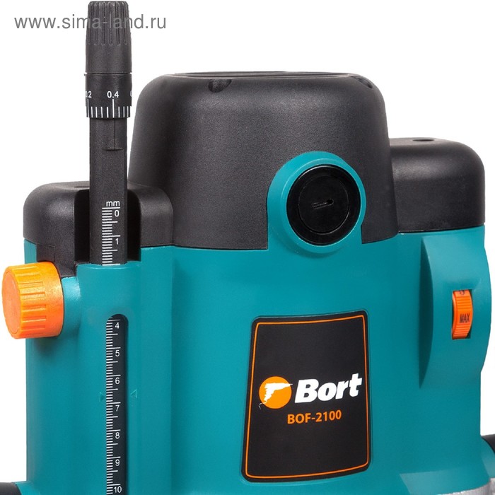 Фрезер Bort BOF-2100, 2100 Вт, 8000-23000 об/мин, ход 60 мм, цанга 8-12 мм, плавный пуск