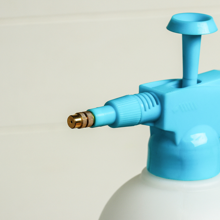 Опрыскиватель помповый, 1.5 л, цвет МИКС