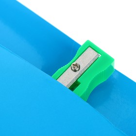 

Карандаши цветные 50 цветов, трёхгранные, матовые, деревянные, в картонной коробке