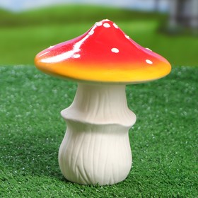 

Садовая фигура "Мухомор маленький", керамика, 19 см