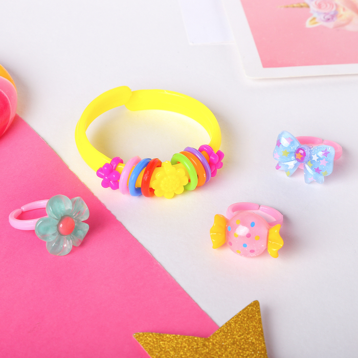 Набор детский Выбражулька 4 предмета браслет, 3 кольца, ассорти, форма МИКС, цвет МИКС