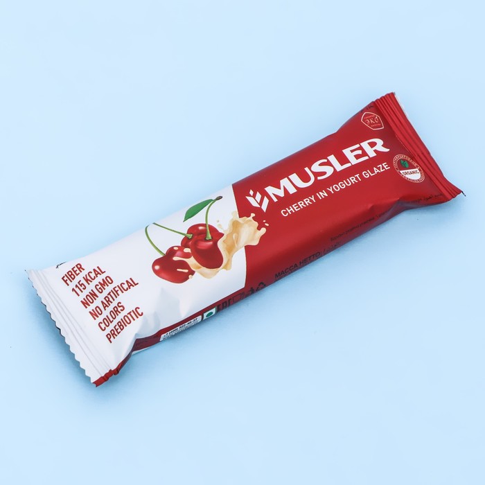 батончик мюсли musler орешки с шоколадом 30 г Батончик мюсли MUSLER Вишневый в йогуртовой глазури, 30 г