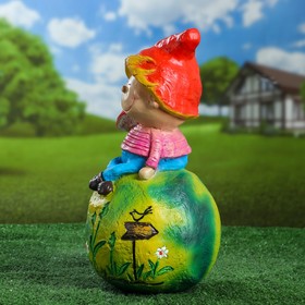 

Садовая фигура "Эльф с грибом на арбузе"