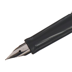 Ручка перьевая Schneider 'Voyage', 1 сменный картридж, грип, серый корпус Ош