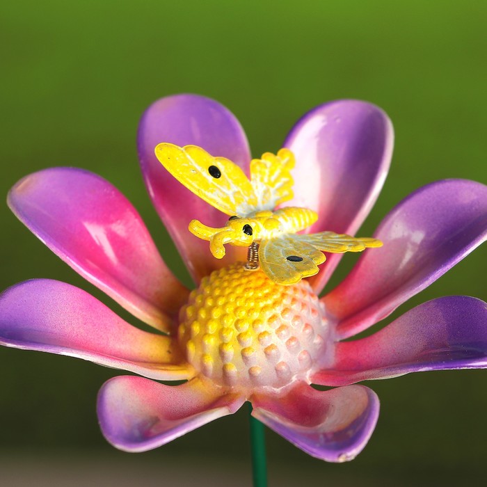 Декоративный штекер "Цветок с бабочкой" микс