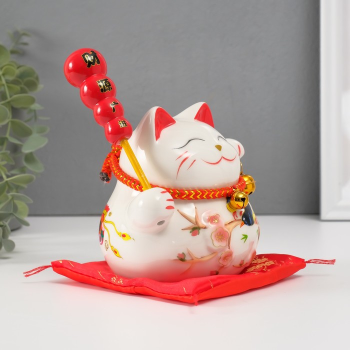 Копилка керамика "Кот манэки-нэко на коврике с колокольчиками" 12,5х13х10,5 см