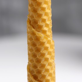 

Свеча из вощины медовая "Конус", 26 см