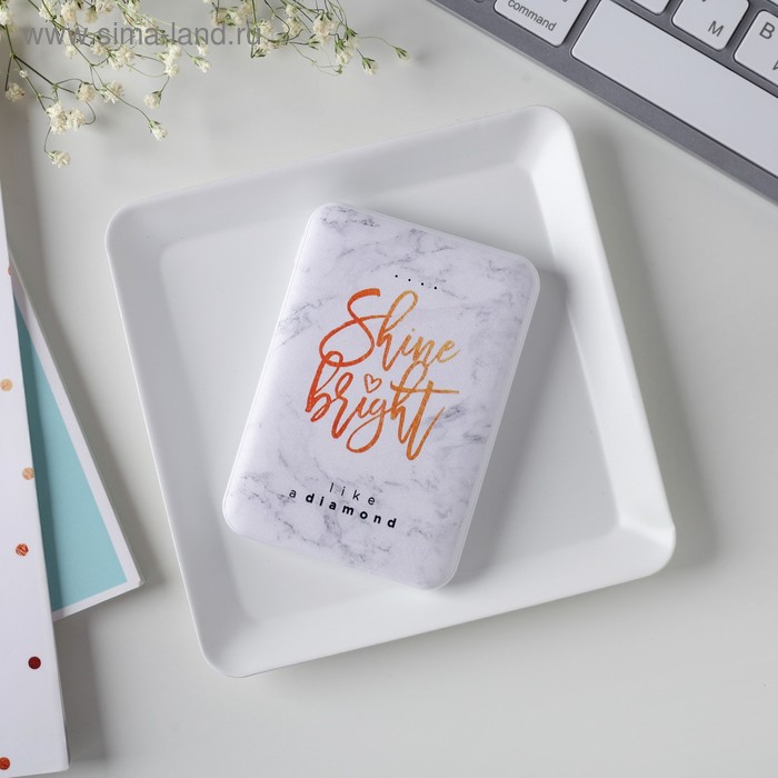 

Набор наушники вакуумные и внешний аккумулятор 5000 mAh, Love