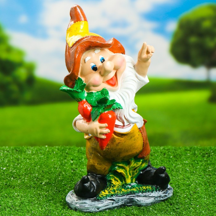 

Садовая фигура "Гном с морковкой", МИКС 19х38см