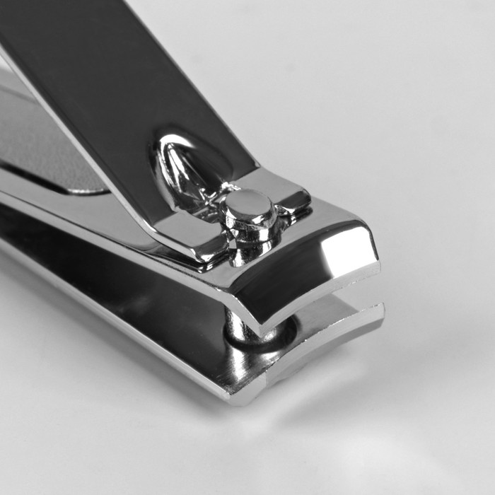 Кусачки-книпсер маникюрные, с пилкой, 6(±0,5)см, цвет МИКС