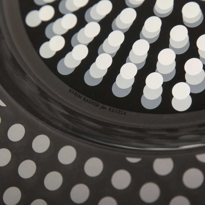 Тарелка Infinity, дизайн - Карим Рашид