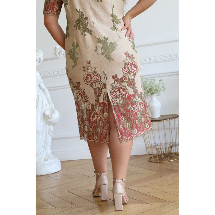 

Платье женское, размер 58, цвет бежевый, красный