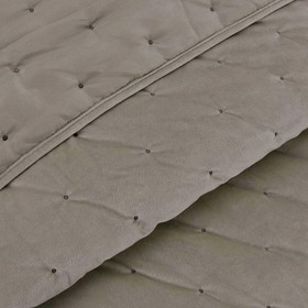 

Комплект «Иоланта»: покрывало 240 × 260 см, наволочки 50 × 70 см - 2 шт, шоколад