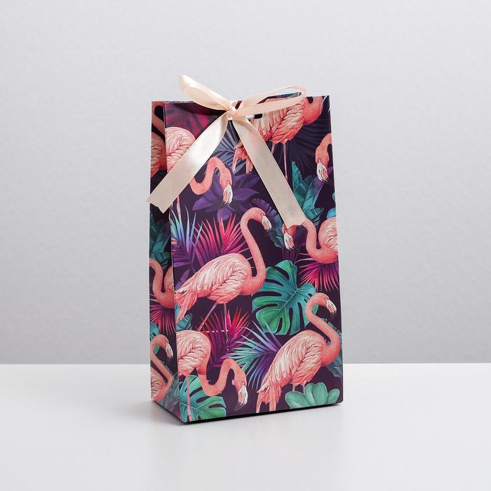 Пакет подарочный с лентой, упаковка, «Фламинго», 13 х 23 х 7 см