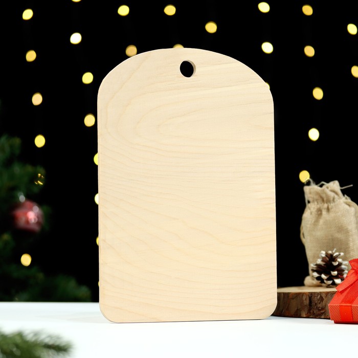 фото Доска разделочная "новогодняя. с новым годом! дед мороз, подарки лесу", цветная, 27х18 см дарим красиво