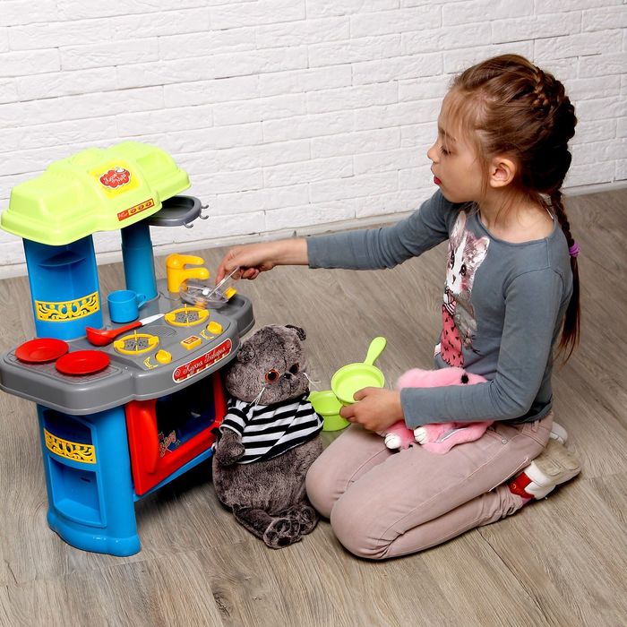 Игровой модуль "Кухня Бавария" с аксессуарами, световые и звуковые эффекты, высота 62 см