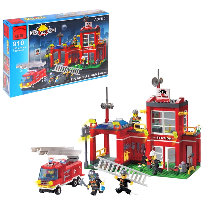 Конструктор «Пожарная станция», 380 деталей и 4 фигурки