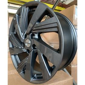 

Диск литой Carwel Тишь 1801 7,5x18 5x114,3 ET55 d67,1 GRT