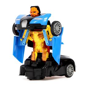 

Робот «Автобот», трансформируется, световые и звуковые эффекты, работает от батареек, цвета МИКС