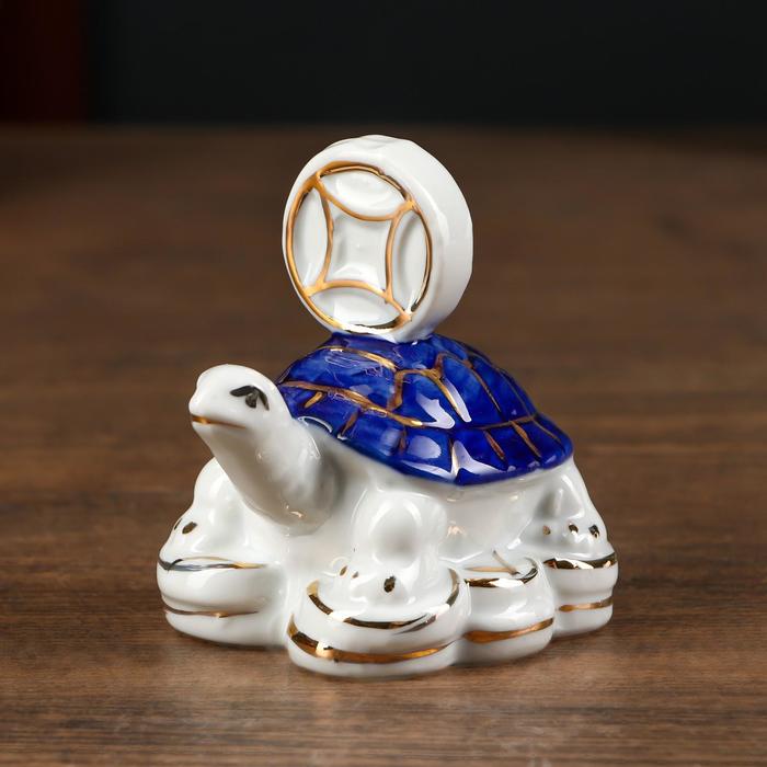 Сувенир керамика нэцке "Черепаха с китайской монетой" бело-синяя с золотом 7,5х7,5х5 см
