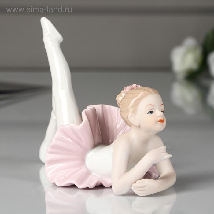 Сувенир керамика Малышка-балерина в пачке с розовой юбкой, тянет ножку 11х13,5х7,5 см сувенир керамика малышка балерина в белой пачке 11х14х9 2 см