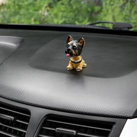 Собака на панель авто, качающая головой, СП22