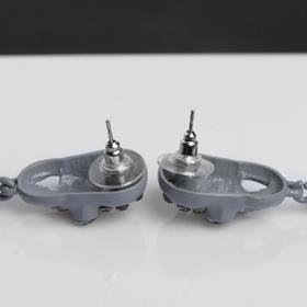 

Серьги со стразами "Череп" с каплей, цвет серый