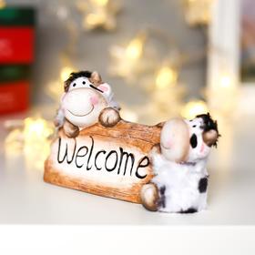 

Сувенир керамика "Бычки с чёлочкой, в шубках с табличкой Welcome" 8,3х5,5х13,5 см
