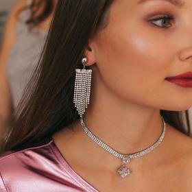 

Серьги висячие со стразами "Мулен Руж", цвет белый в серебре