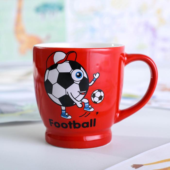 Кружки спортивной направленности. Спортивные кружки. Необычные кружки спортивные. Спортивная чашка. Кружки по спорту.