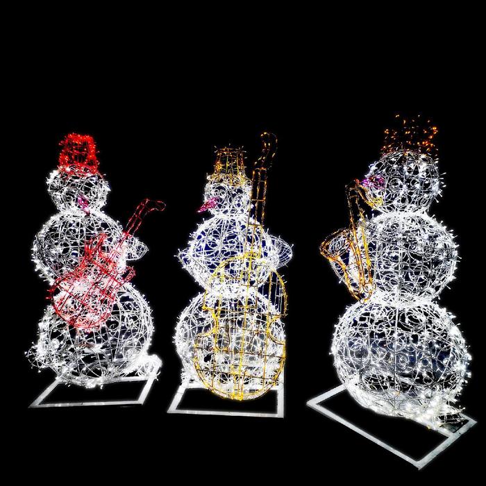 Светодиодная фигура «Ажурный снеговик», 110 × 150 × 80 см, 100 Вт, 220 В светодиодная фигура ажурный снеговик 80 × 100 × 50 см 40 вт 220 в